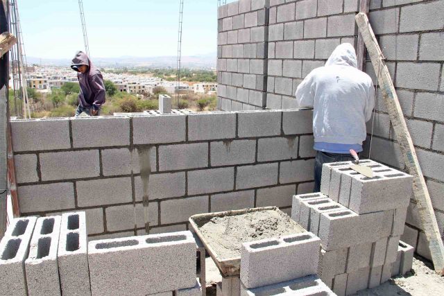 Albañiles, Sector de la Construcción.