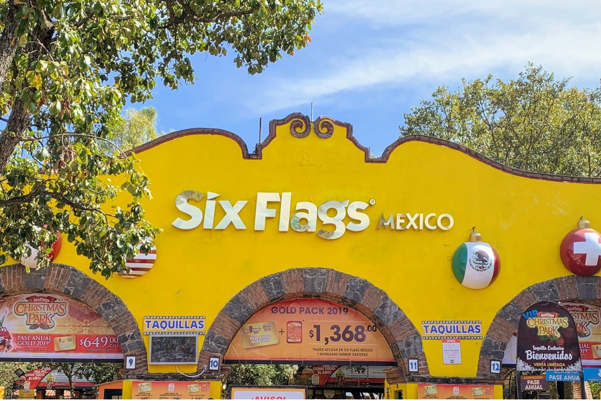 cdmx-acusan-a-six-flags-de-discriminar-a-pareja-gay