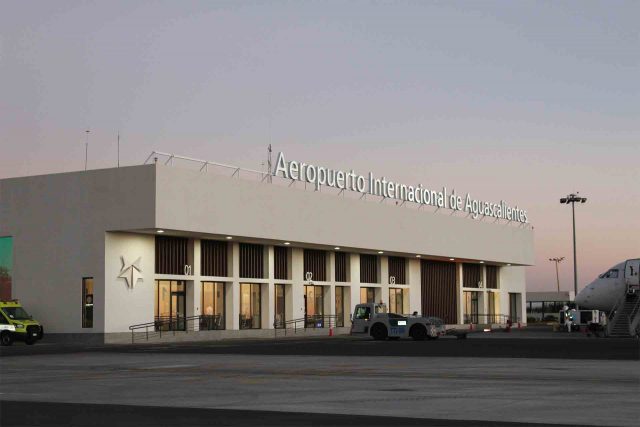 Aguascalientes Aeropuerto Caos AICM