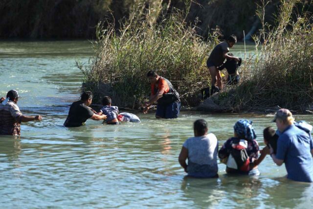 Cuerpo migrante Río Bravo