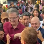 Reaparece Ebrard en cierre de precampaña de Sheinbaum