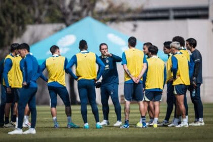 Jaime Lozano y Duilio Davino, presentes en entrenamiento de América