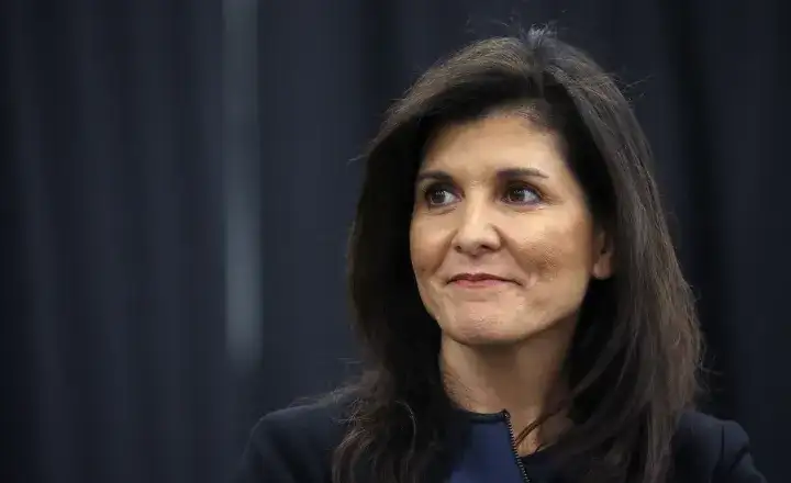 Nikki Haley pide apoyo para frenar a Trump en su último discurso desde Nuevo Hampshire