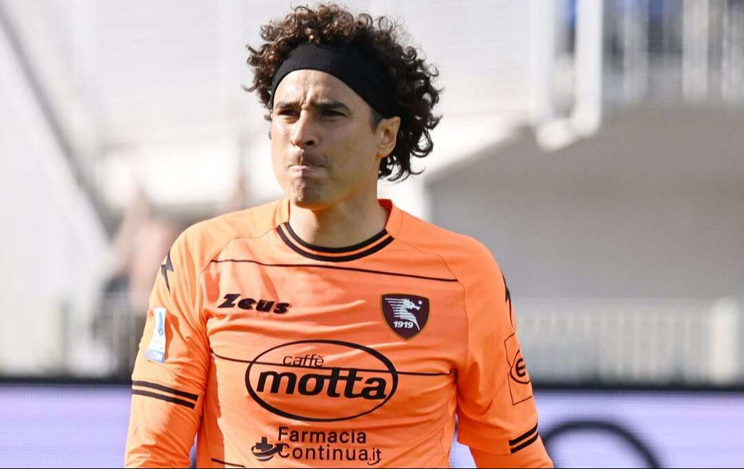 Guillermo Ochoa y Salernitana sufren otra derrota