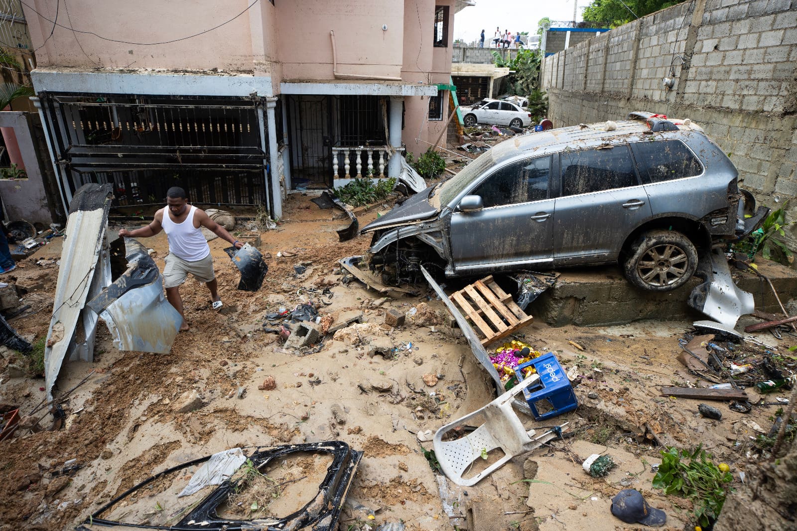 Muertos Y Miles De Desplazados Por Las Torrenciales Lluvias En La República Dominicana 4116