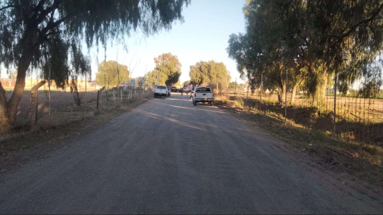 Localizan dos personas sin vida en Urbi Villa del Vergel