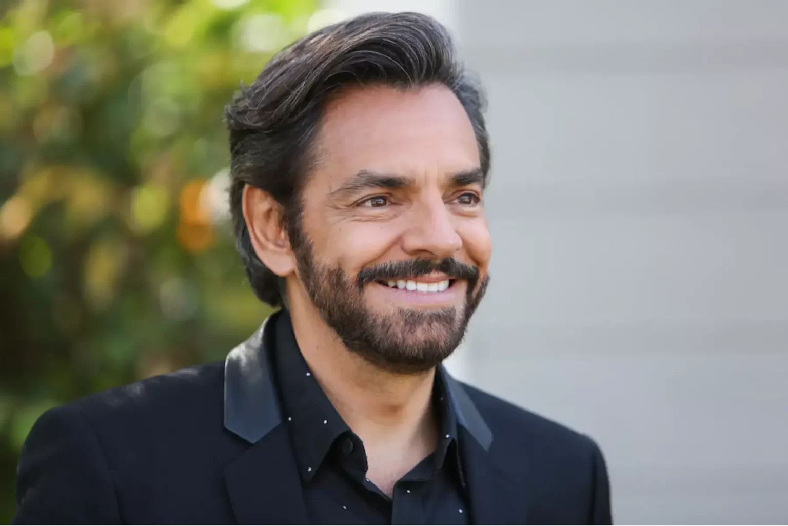 Eugenio Derbez, feliz de que José Eduardo espere un bebé