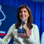 Haley toma impulso en su estado natal mientras crece la presión para que deje la campaña