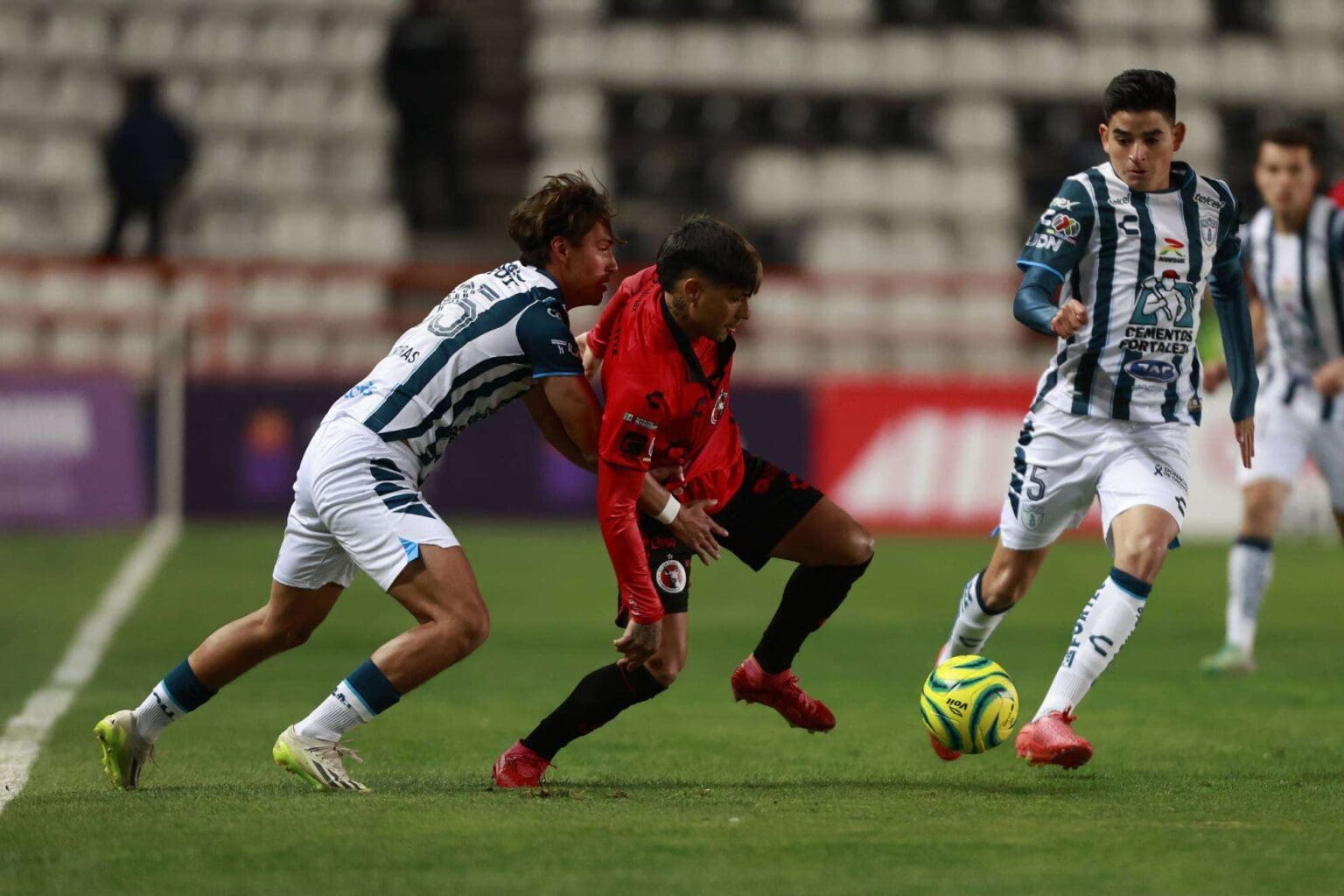 Pachuca sufre para vencer a Tijuana