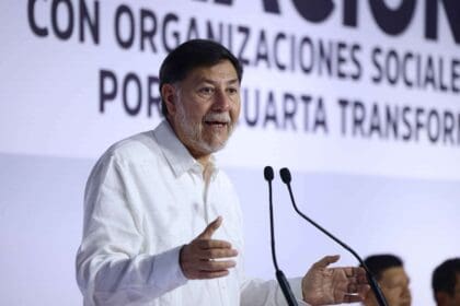 Noroña arremete contra reportajes de medios extranjeros