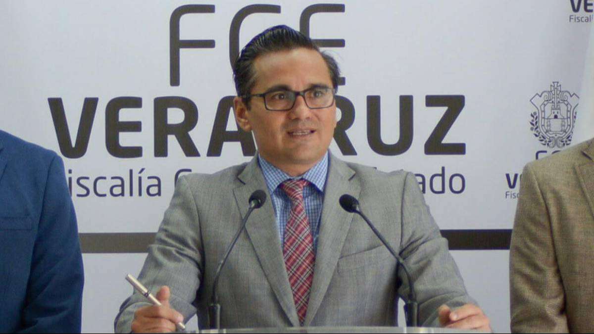 Vinculan a proceso por tortura a Jorge Winckler, exfiscal de Veracruz