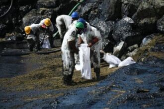 Emergencia en Trinidad y Tobago por derrame de crudo