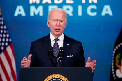 Biden invoca a actuar contra la violencia armada tras el tiroteo en desfile del Super Bowl