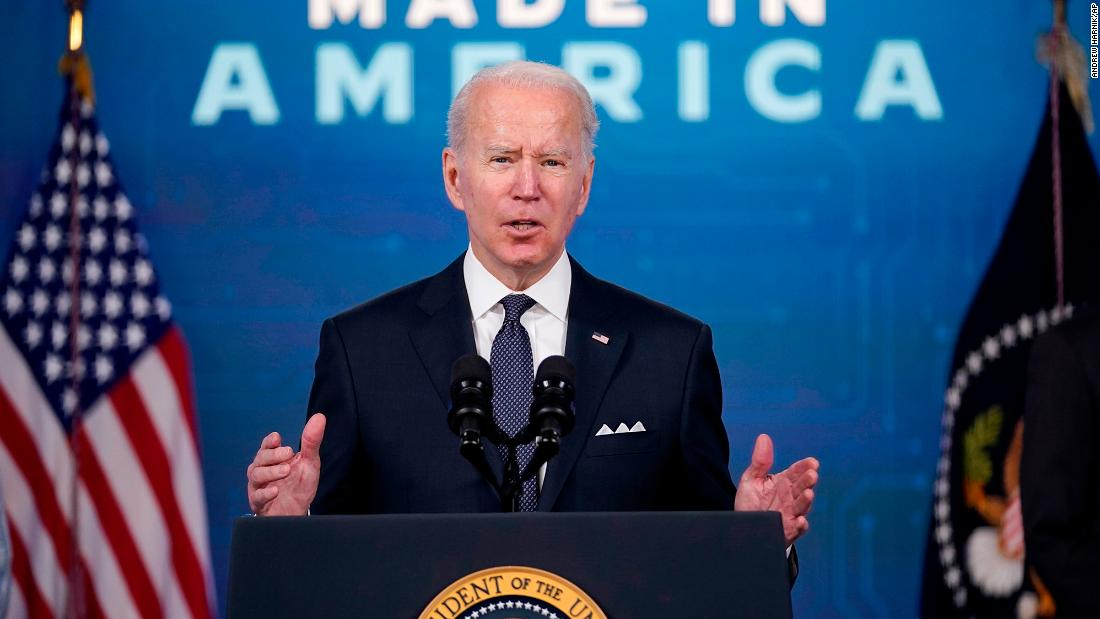 Biden invoca a actuar contra la violencia armada tras el tiroteo en desfile del Super Bowl