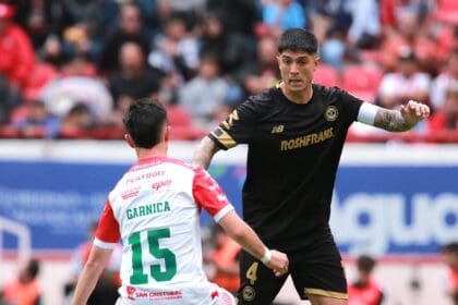 Feria de goles en el Victoria: Necaxa y Toluca empatan 3-3