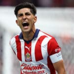 Chivas suma tercer triunfo consecutivo contra Juárez