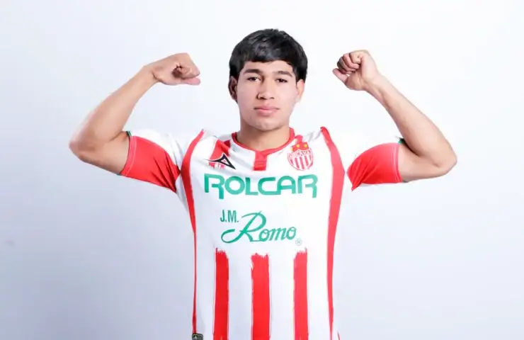 Juan Carlos Cortéz, el joven mexicano que pasó de Necaxa al Sevilla