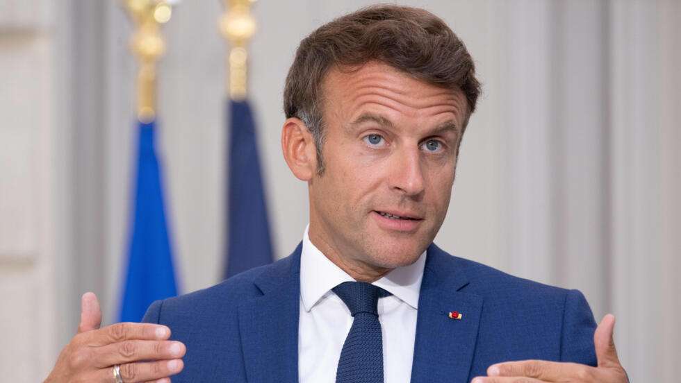 Macron no excluye envío de tropas a Ucrania y pide "una economía de guerra" contra Rusia