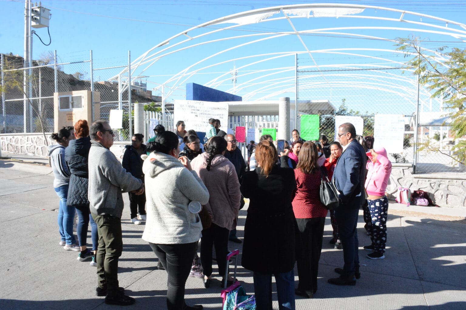 Berrinches de tesorera de una escuela provocan que se regrese más de medio millón de pesos a la Federación