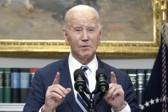 La campaña de Biden alerta sobre los planes de Trump para prohibir el aborto en todo EEUU