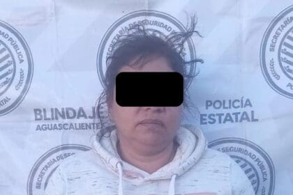 Arrestan a mujer que agredió a su hija menor de edad