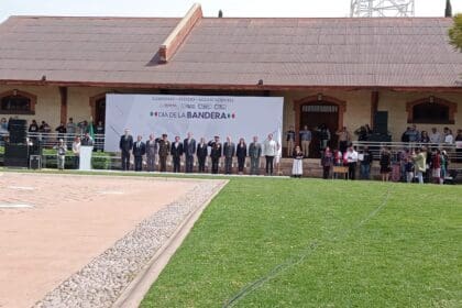 Brillante celebración del Día de la Bandera