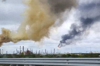 Refinería de Cadereyta, principal fuente de contaminación en NL