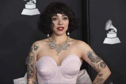 Mon Laferte responde a Pati Chapoy, que criticó su video musical