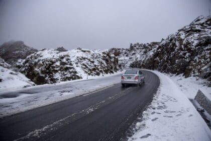 Frente frío 34 y aire polar traerán lluvia y nieve, pero 4 estados arderán