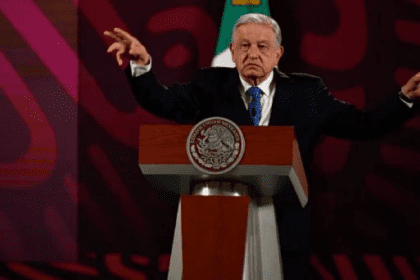 AMLO pide respeto a EU