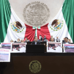 Diputados se enfrentan por "#NarcoPresidente"