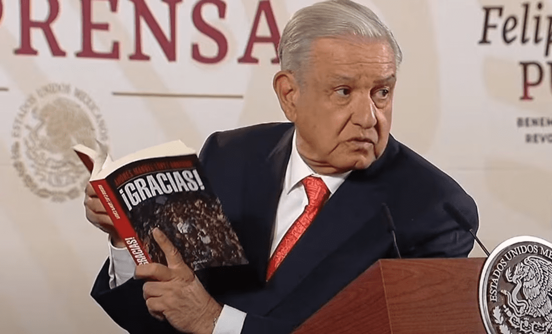 AMLO llama a Xóchitl Gálvez "ladina, clasista y racista", en su libro