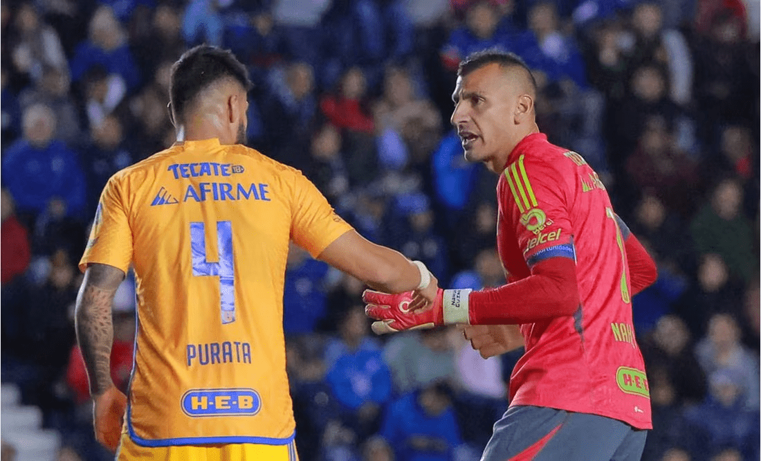 Afición de Cruz Azul se mete contra Nahuel Guzmán