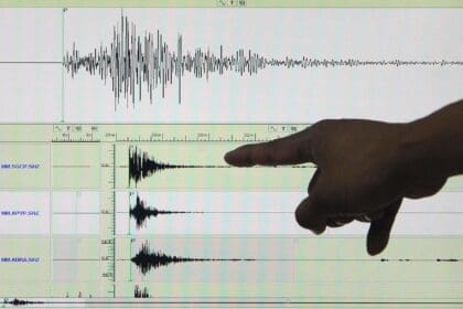 Sismo de 5,4 grados sacude con fuerza a Lima