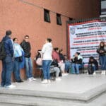 Toman oficinas… y horas después las liberan