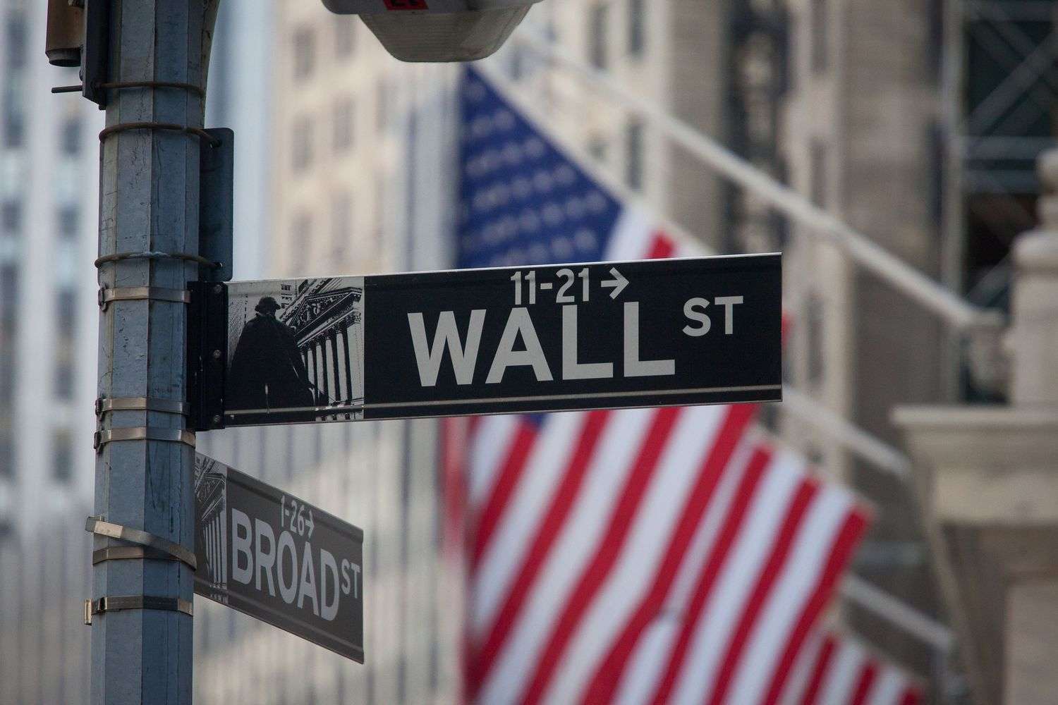 Wall Street enlaza su cuarta semana de ganancias impulsado por las tecnológicas