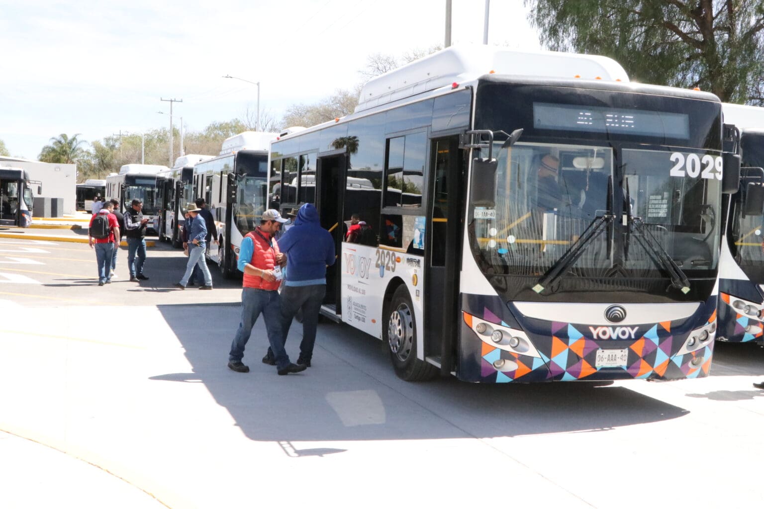 Vuelven camiones de Línea Express