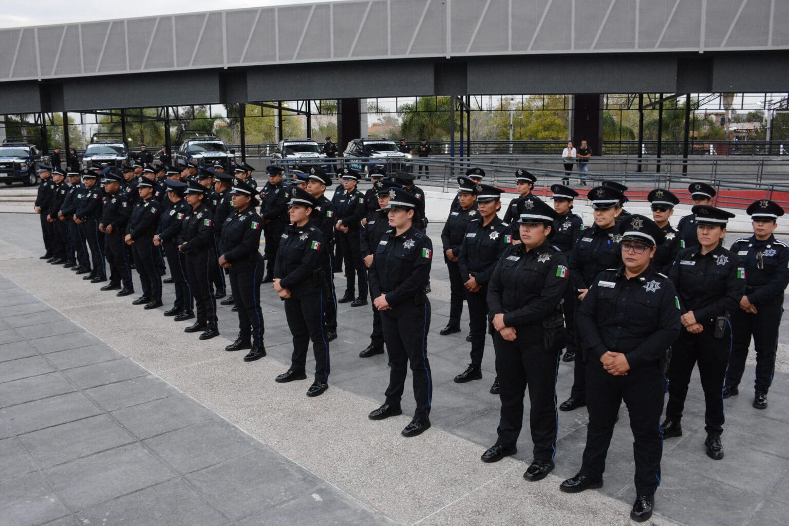 250 mujeres policías vigilarán la marcha del 8 de marzo