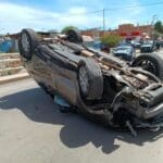 Se vuelca por conducir a exceso de velocidad en el Guadalupe Peralta