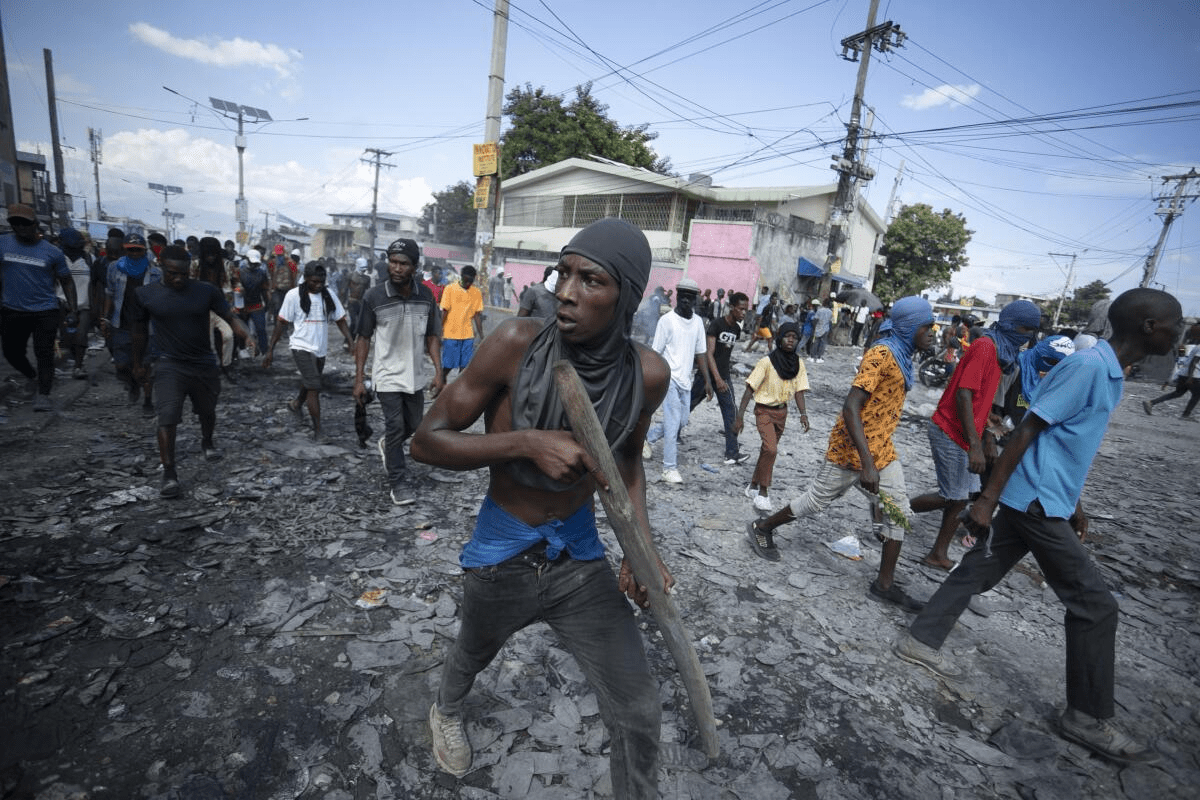 El Gobierno haitiano expresa su indignación y condena "los actos de terror" con 6 muertos