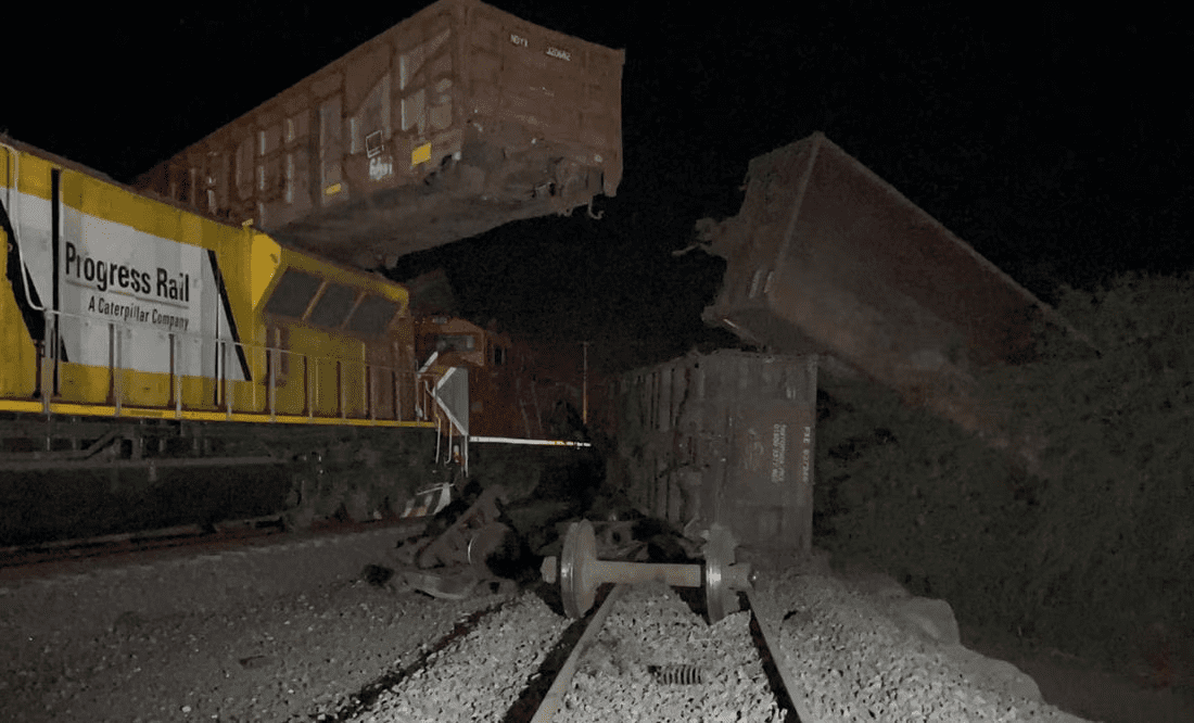 Chocan 2 trenes en Cofradía del Rosario, Jalisco