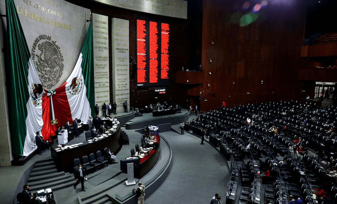 Aprueban reforma para sustitución gradual de vehículos