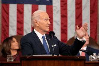 Biden exige a Israel que no use la ayuda humanitaria como una "moneda de cambio"