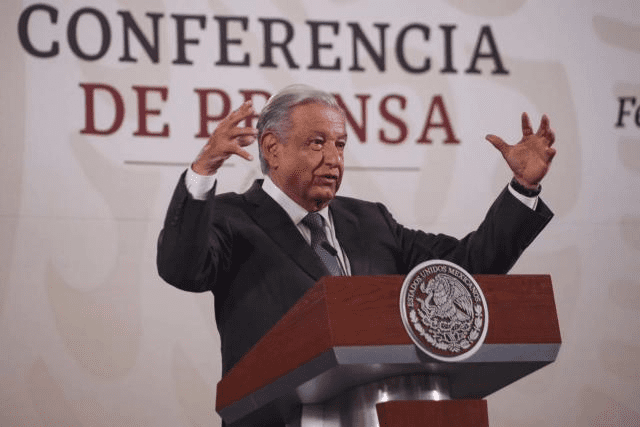 AMLO reprueba extorsión y violencia a transportistas de Acapulco