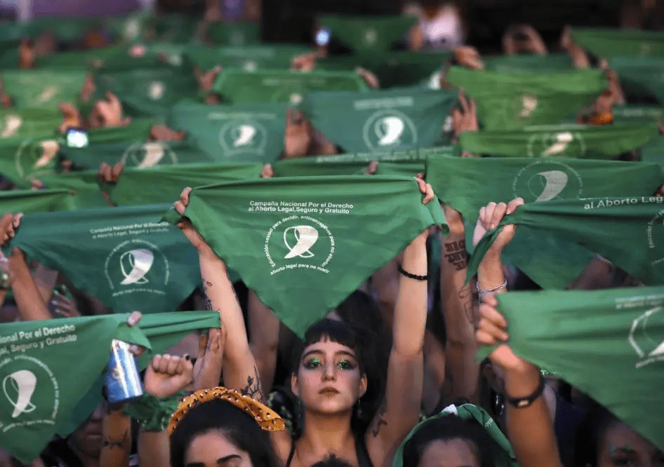 ¿Qué opinan los candidatos a la presidencia sobre el aborto legal?