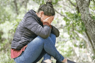 Paciente con cáncer se lanza de puente al no recibir atención médica