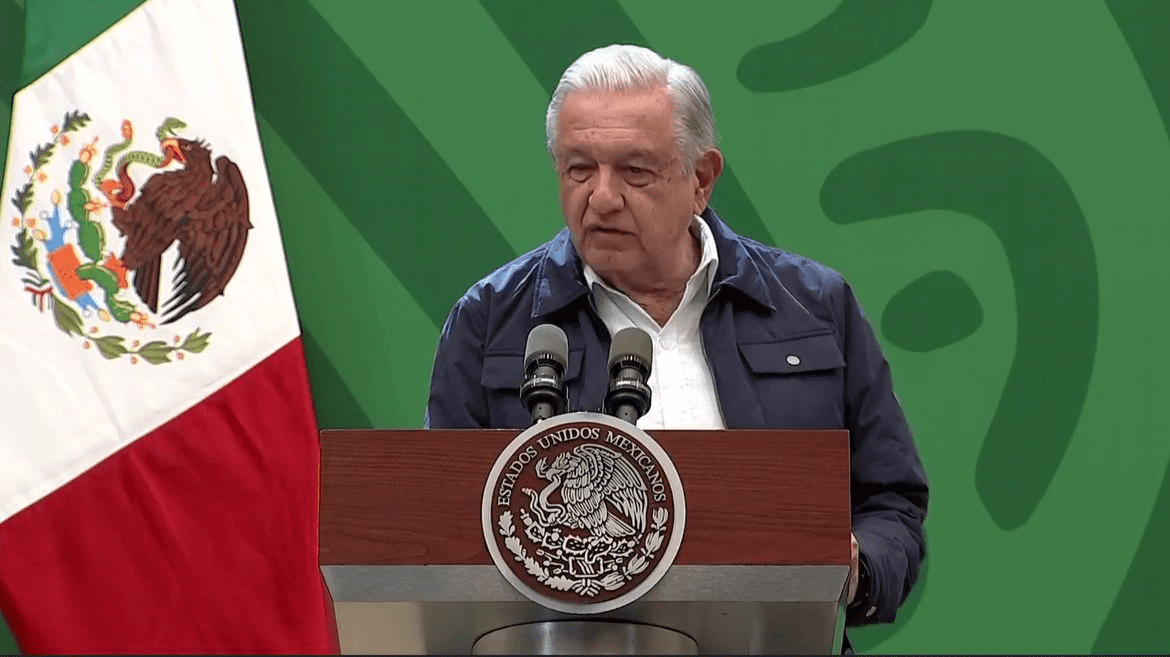 AMLO respalda a Evelyn Salgado tras remover a secretarios