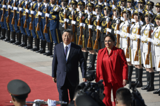 Incrementa China su presencia militar en gobiernos de América Latina