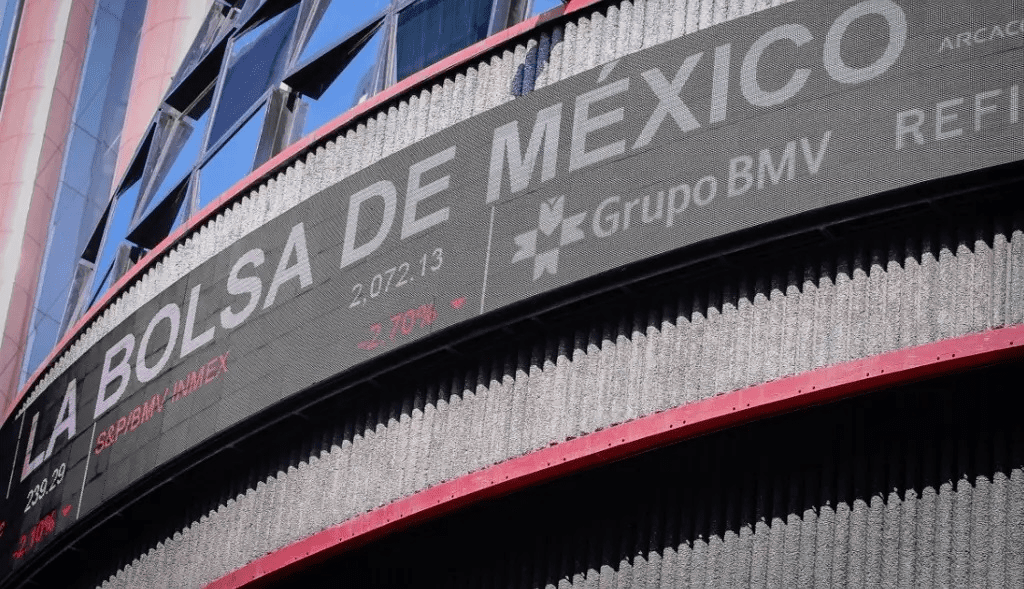 La Bolsa mexicana gana 1,93 % anotando su segundo mayor avance diario del año