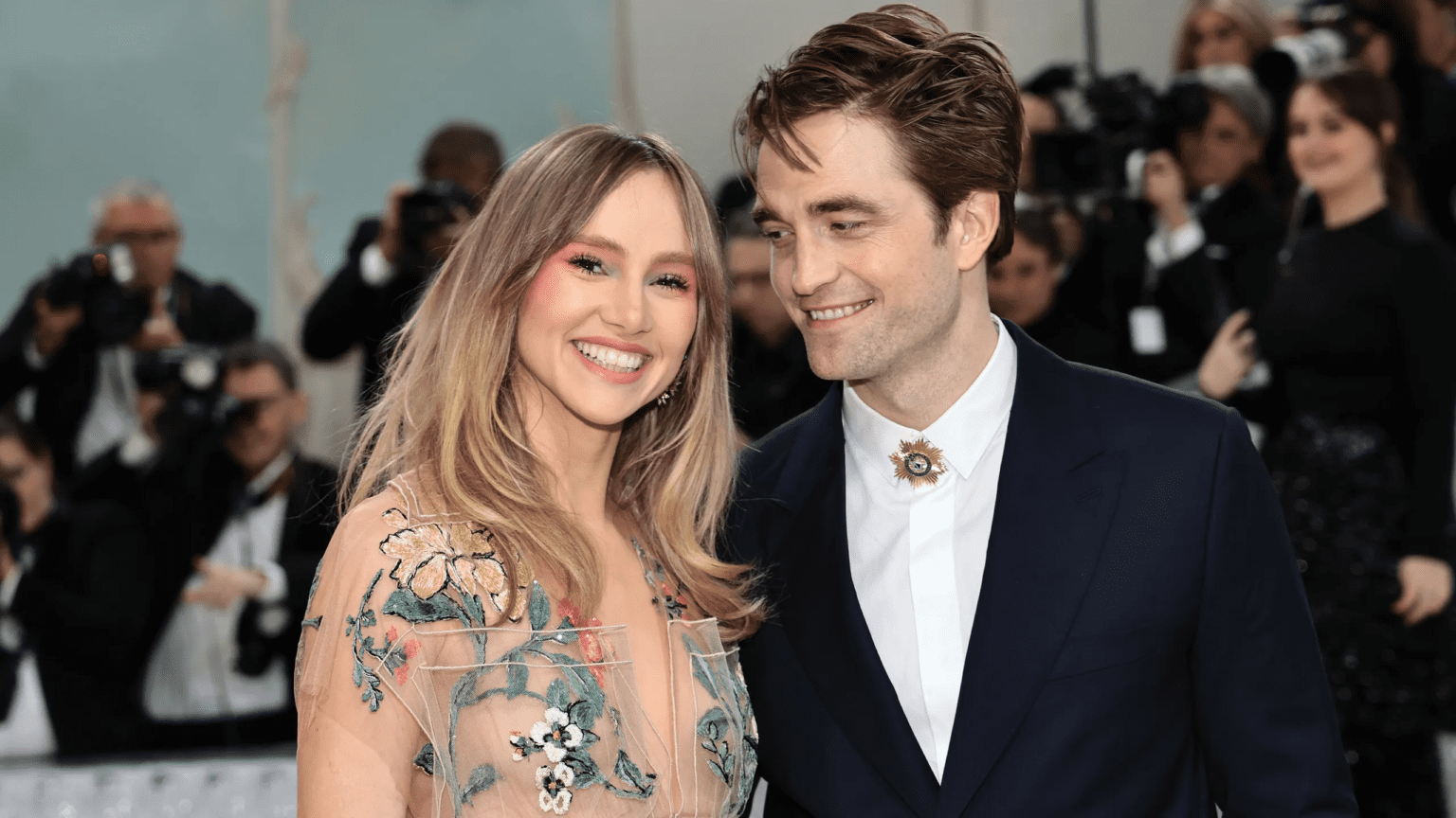 Robert Pattinson y Suki Waterhouse tienen su primera hija